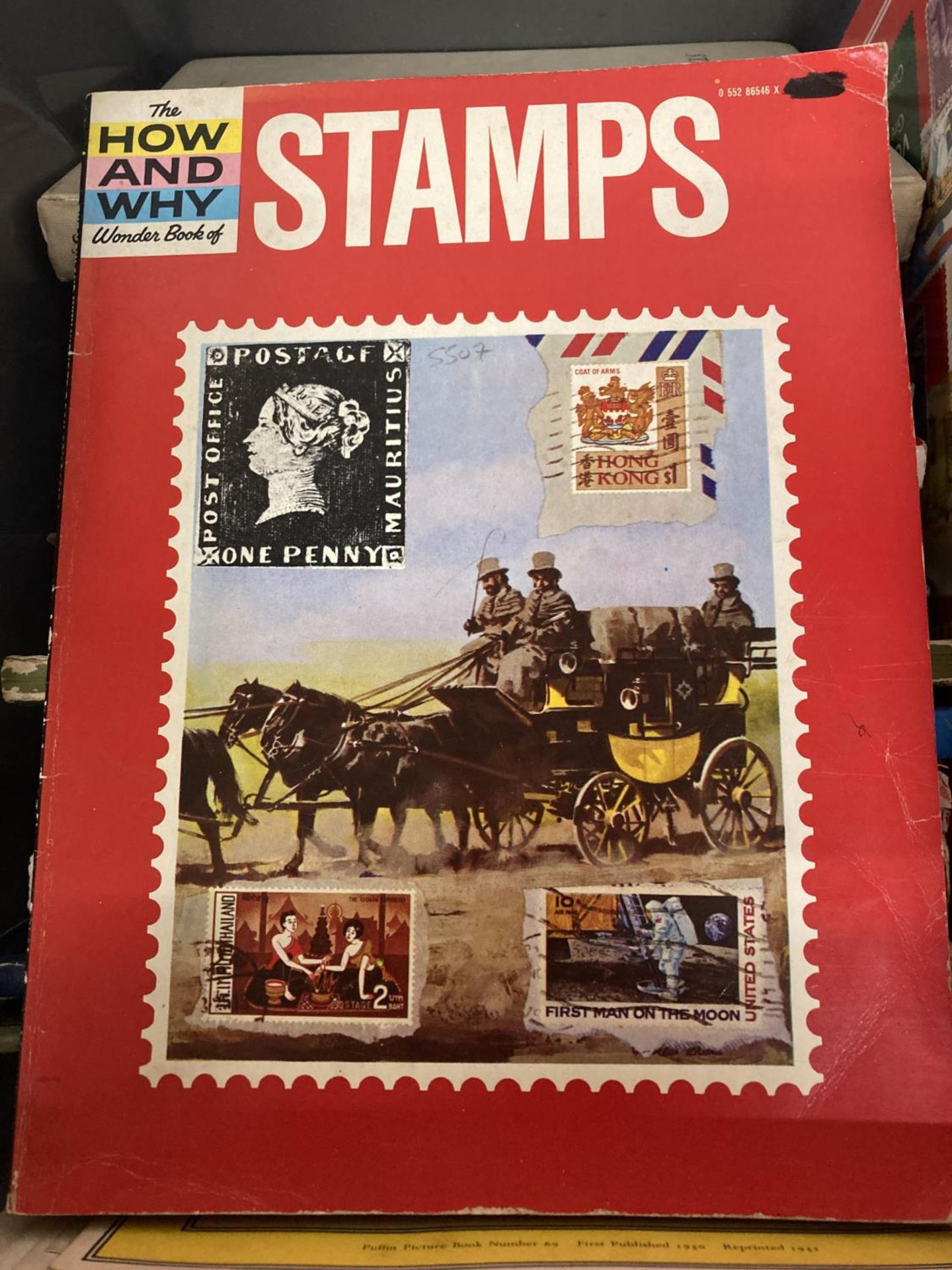A COLLECTION OF STAMP CATALOGUES AND PHILATELIC LITERATURE TO INCLUDE FORTY STAMP CATALOGUES, - Image 3 of 7