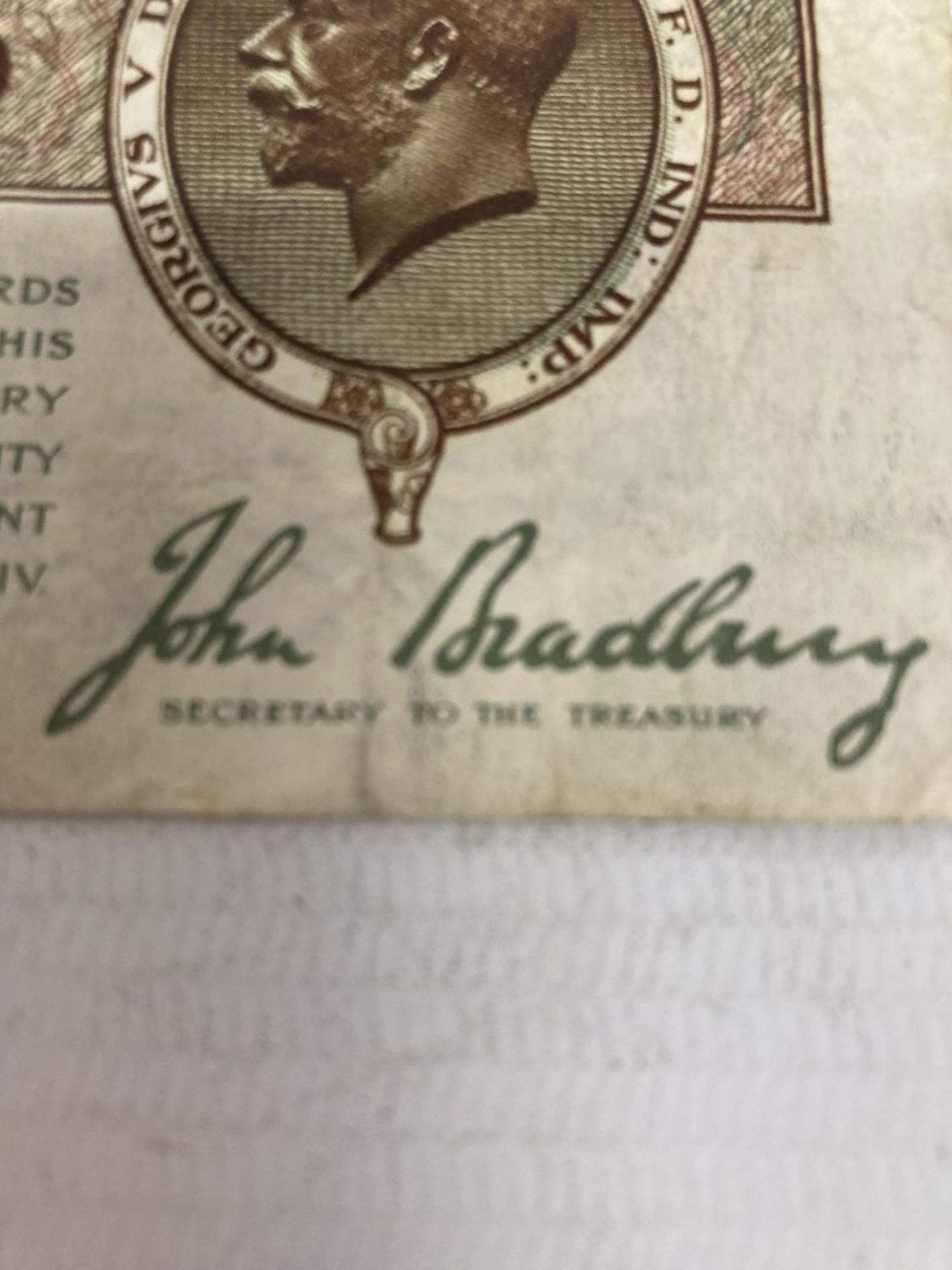 A UNITED KINGDOM OF GREAT BRITIAN AND IRELAND ONE POUND NOTE SIGNED JOHN BRADBURY SECRETARY TO THE - Image 3 of 4