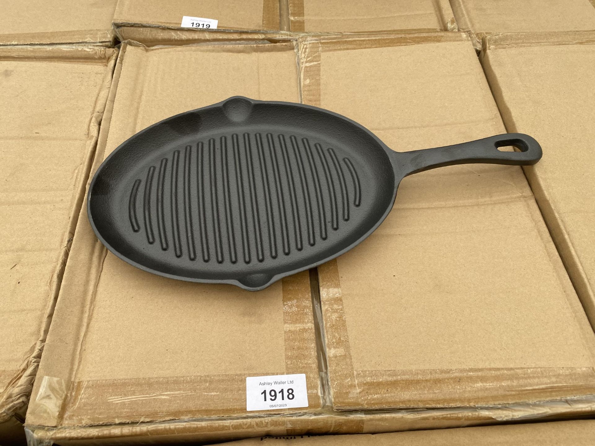 APPROXIMATELY TEN AS NEW AND BOXED CAST IRON SKILLET PANS