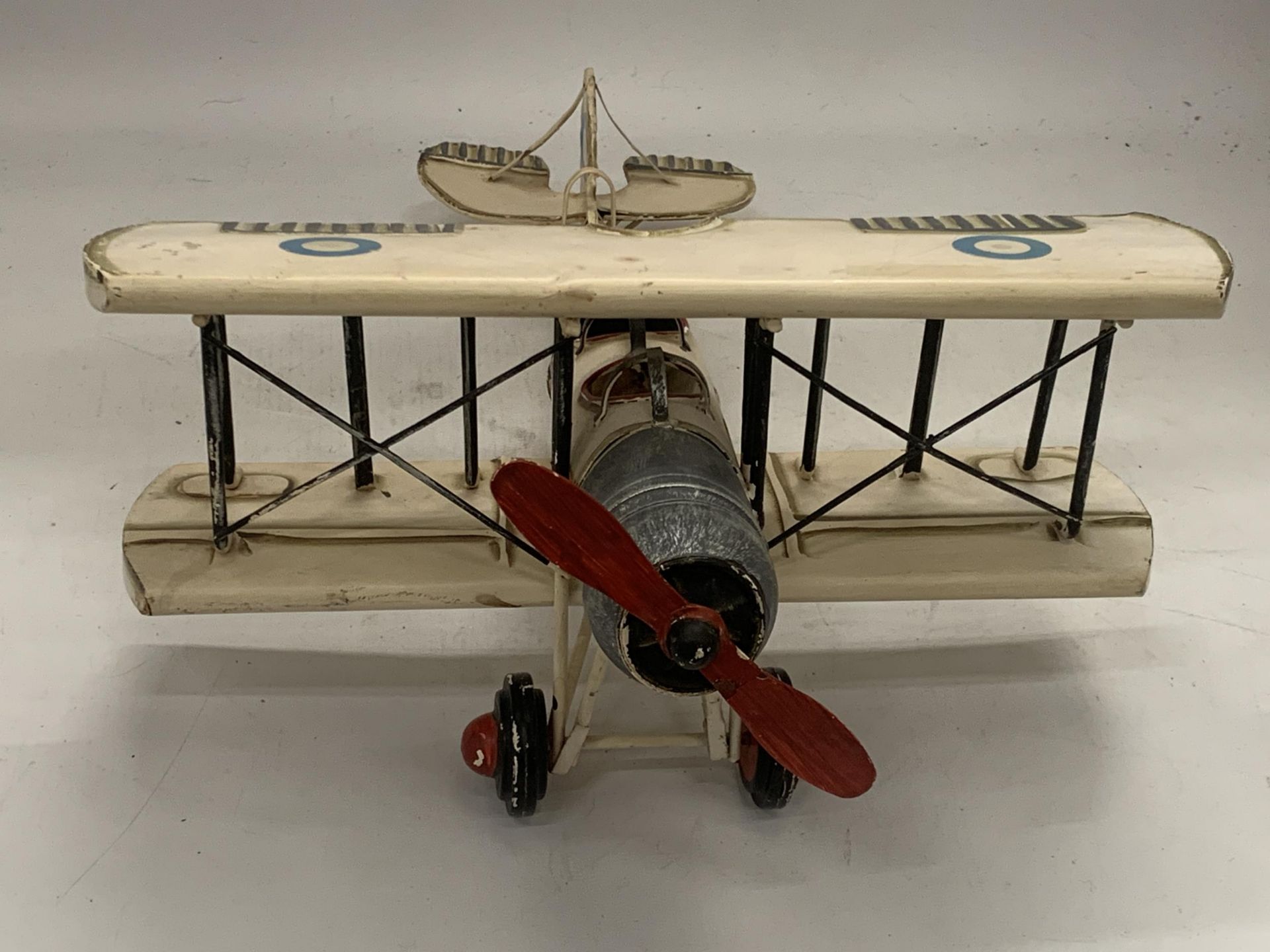 A METAL MODEL OF A BI-PLANE - Image 2 of 4