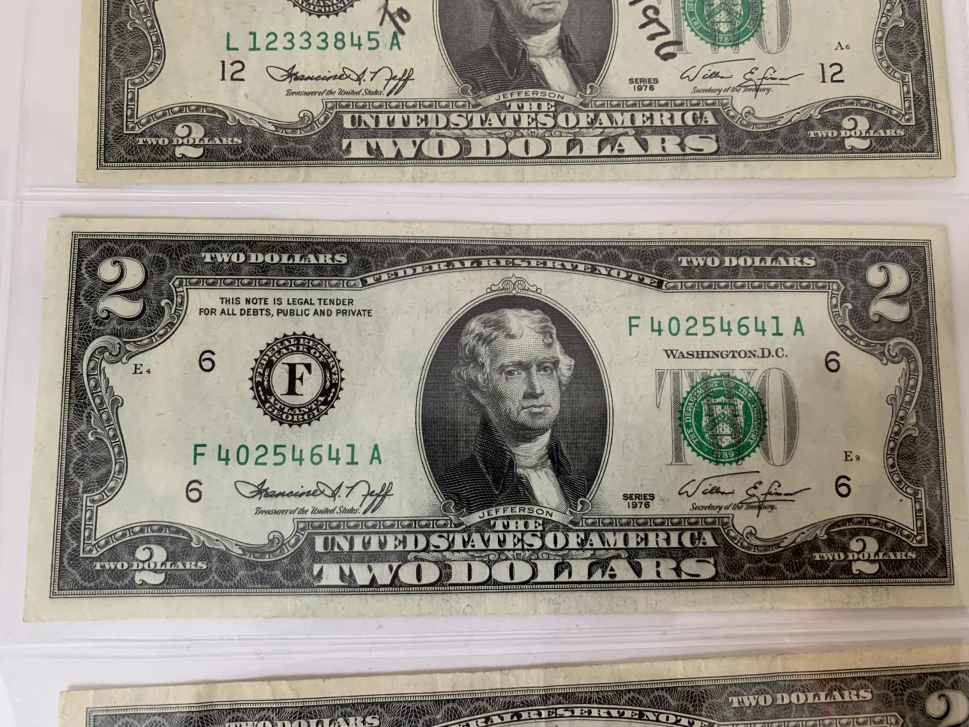 THREE UNITED STATES OF AMERICA FEDERAL RESERVE TWO DOLLAR NOTES SIGNED SIMON (1974-1977) - Image 3 of 5