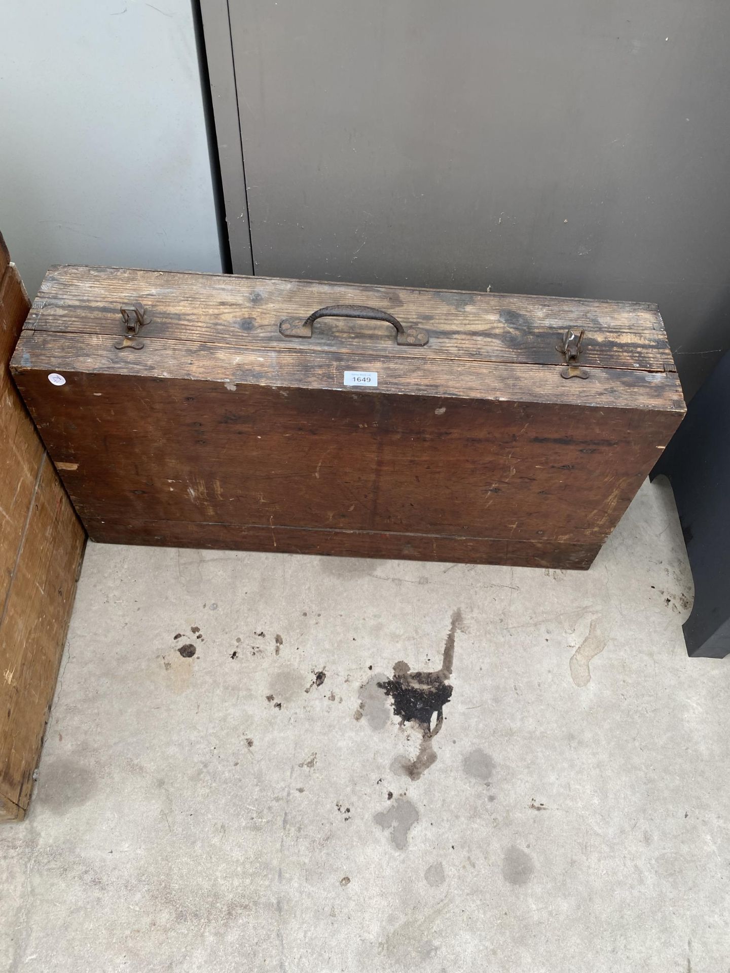 A VINTAGE WOODEN JOINERS CHEST