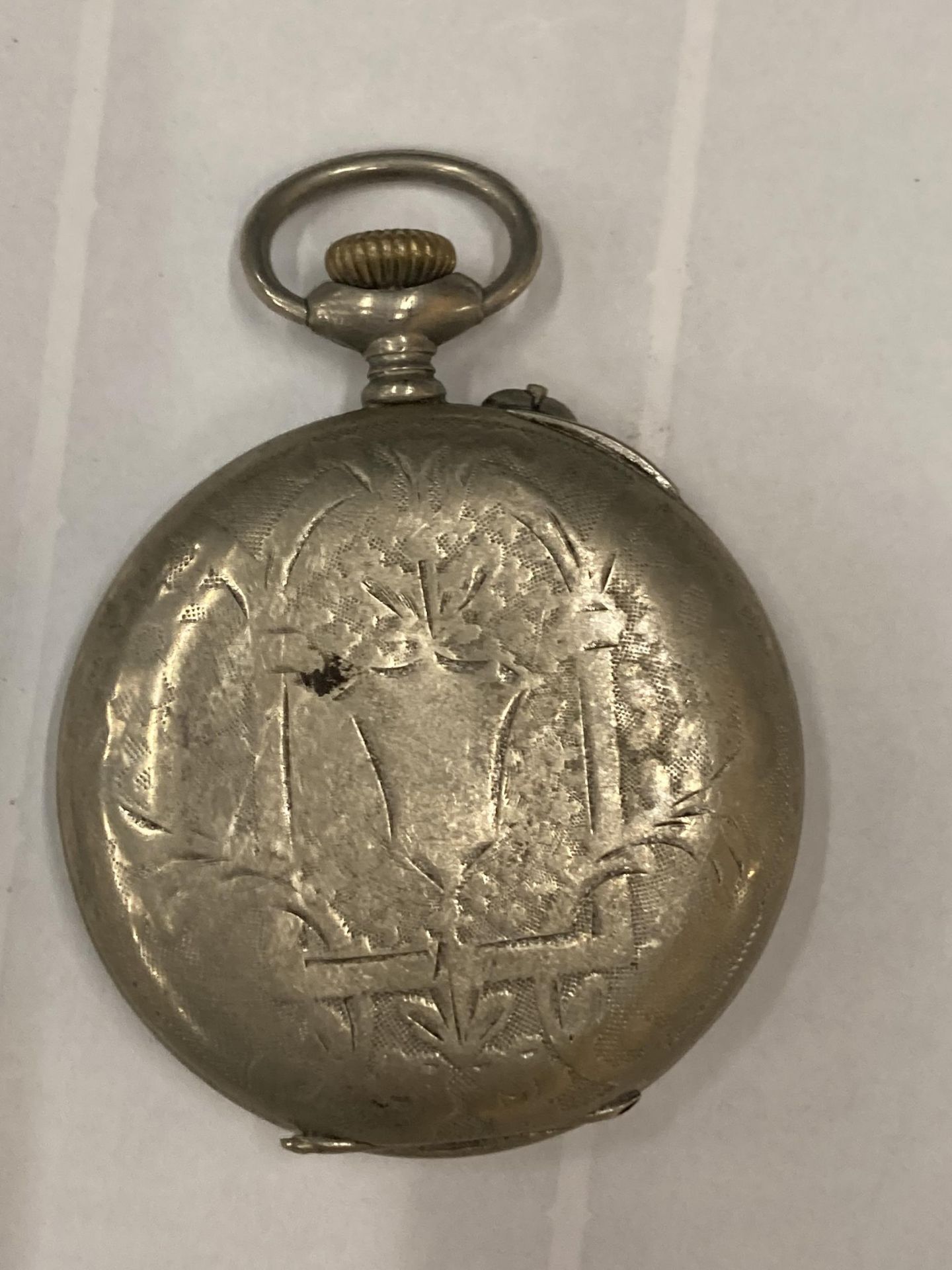 A VINTAGE WHITE METAL OPEN FACED POCKET WATCH, CASEBACK STAMPED ARGENTAN - Image 2 of 3