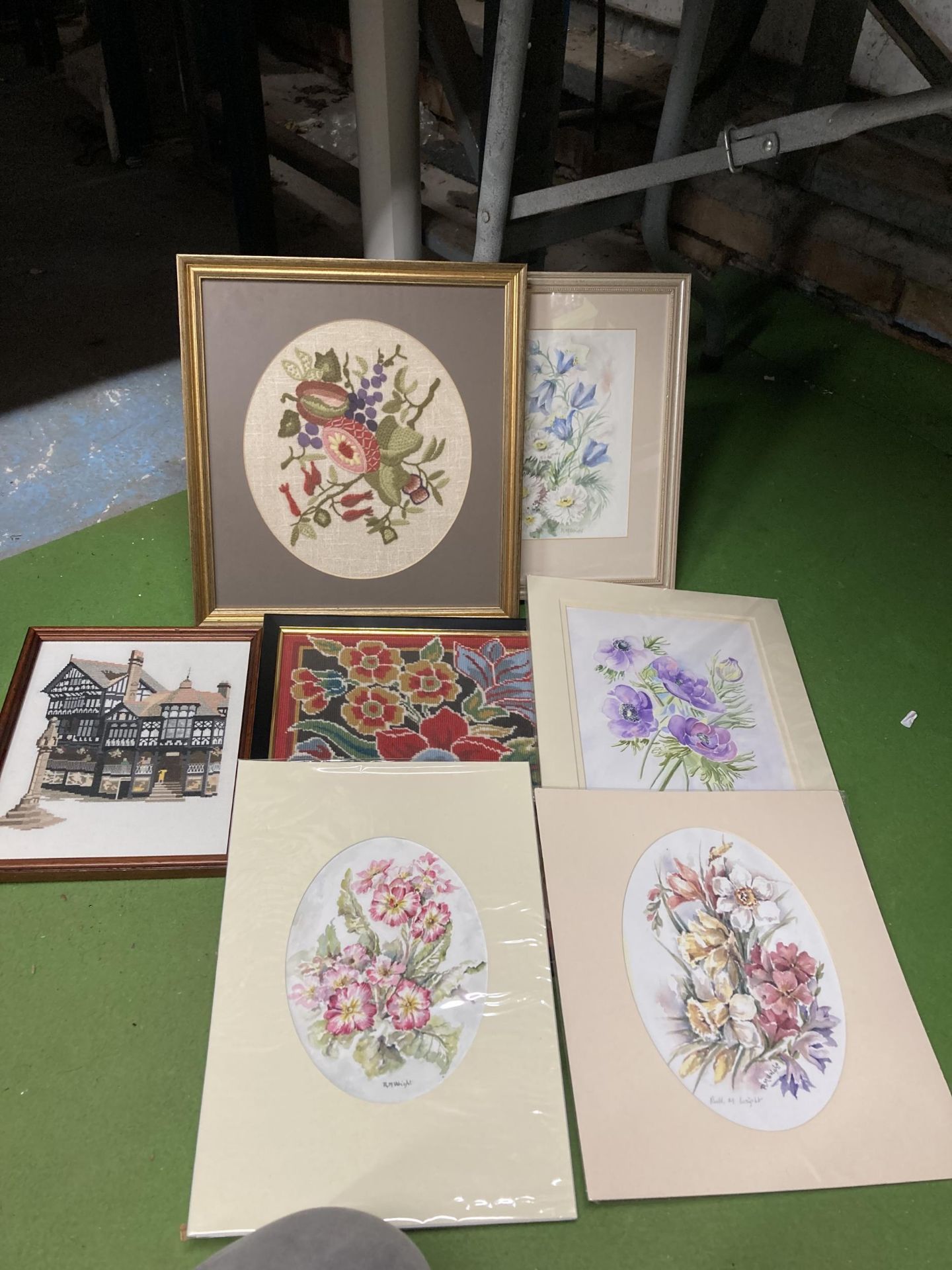 A MIXED LOT OF FLORAL PRINTS, FLORAL TAPESTRY ETC