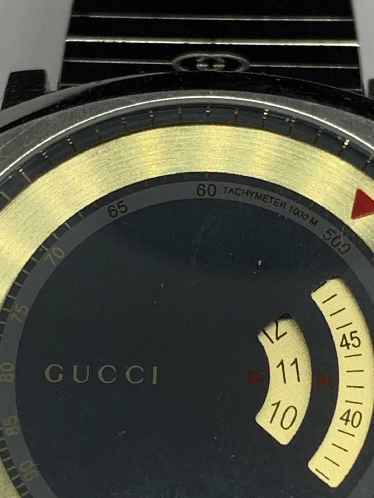 A GUCCI CHRONOGRAPH DISNEY YA15 7301 SEEN WORKING BUT NO WARRANTY - Image 4 of 6