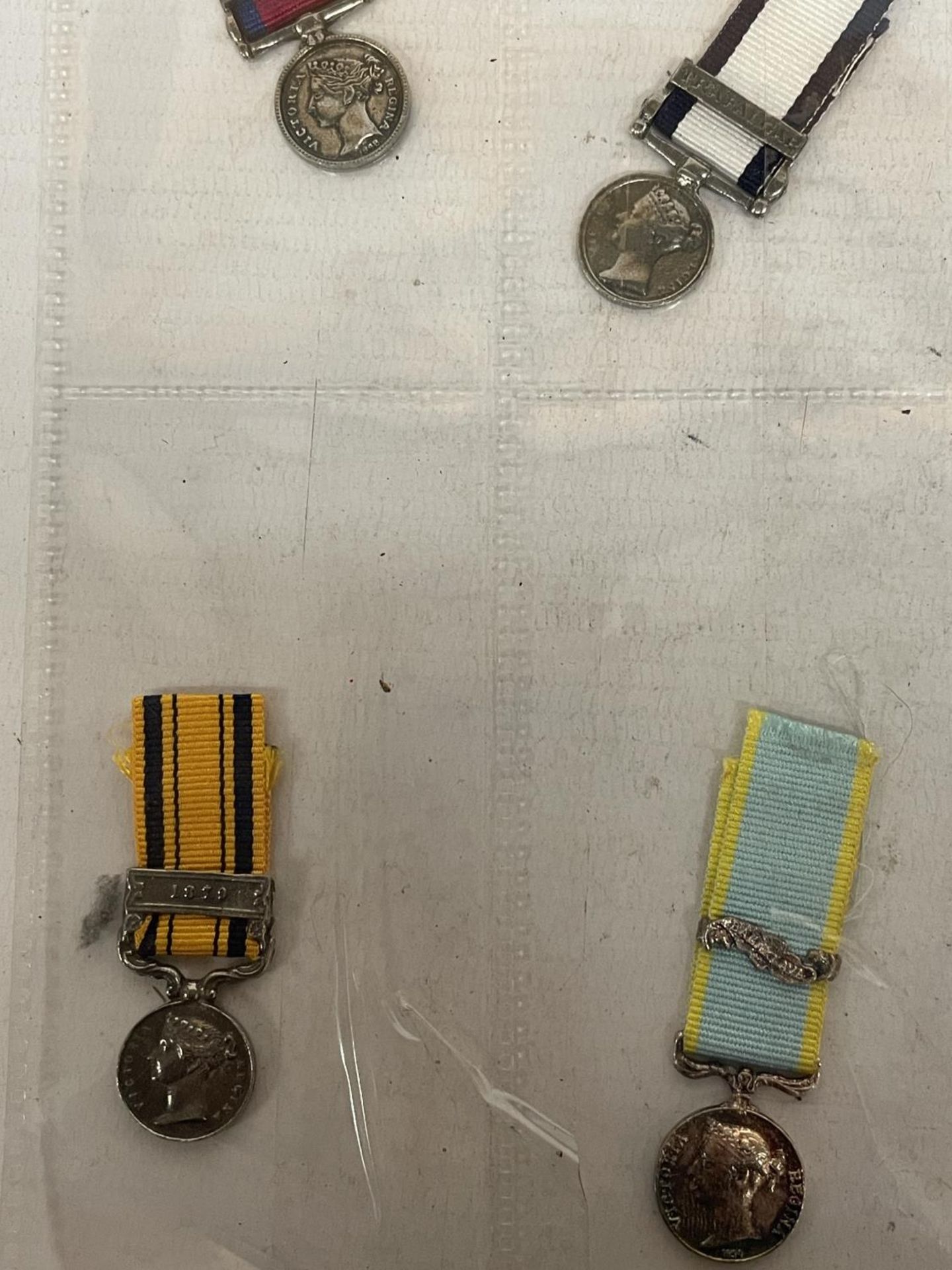 SIX VICTORIAN REPLICA MILITARY MEDALS - Bild 2 aus 5