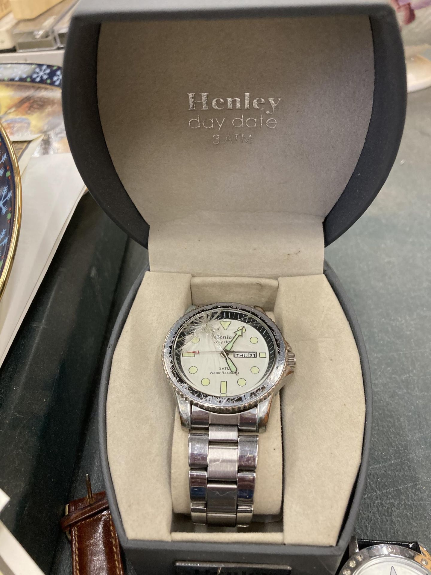 A COLLECTION OF WATCHES, BOXED HENLEY ETC - Image 2 of 5