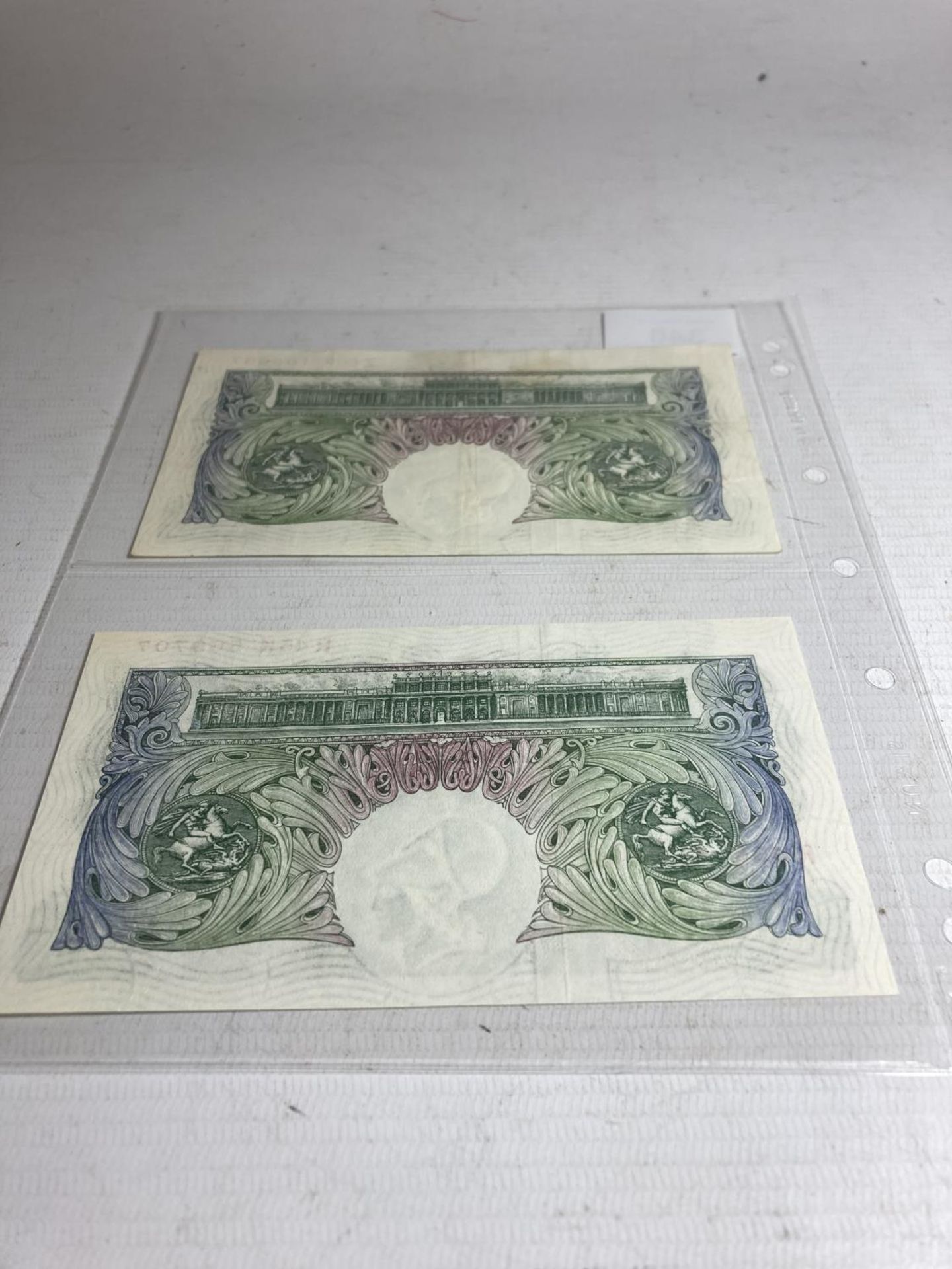 TWO BANK OF ENGLAND ONE POUND SIGNED O'BRIEN (1955-1962) - Image 6 of 6
