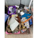 AN ASSORTMENT OF HOUSEHOLD CLEARANCE ITEMS TO INCLUDE CDS AND GAMES ETC