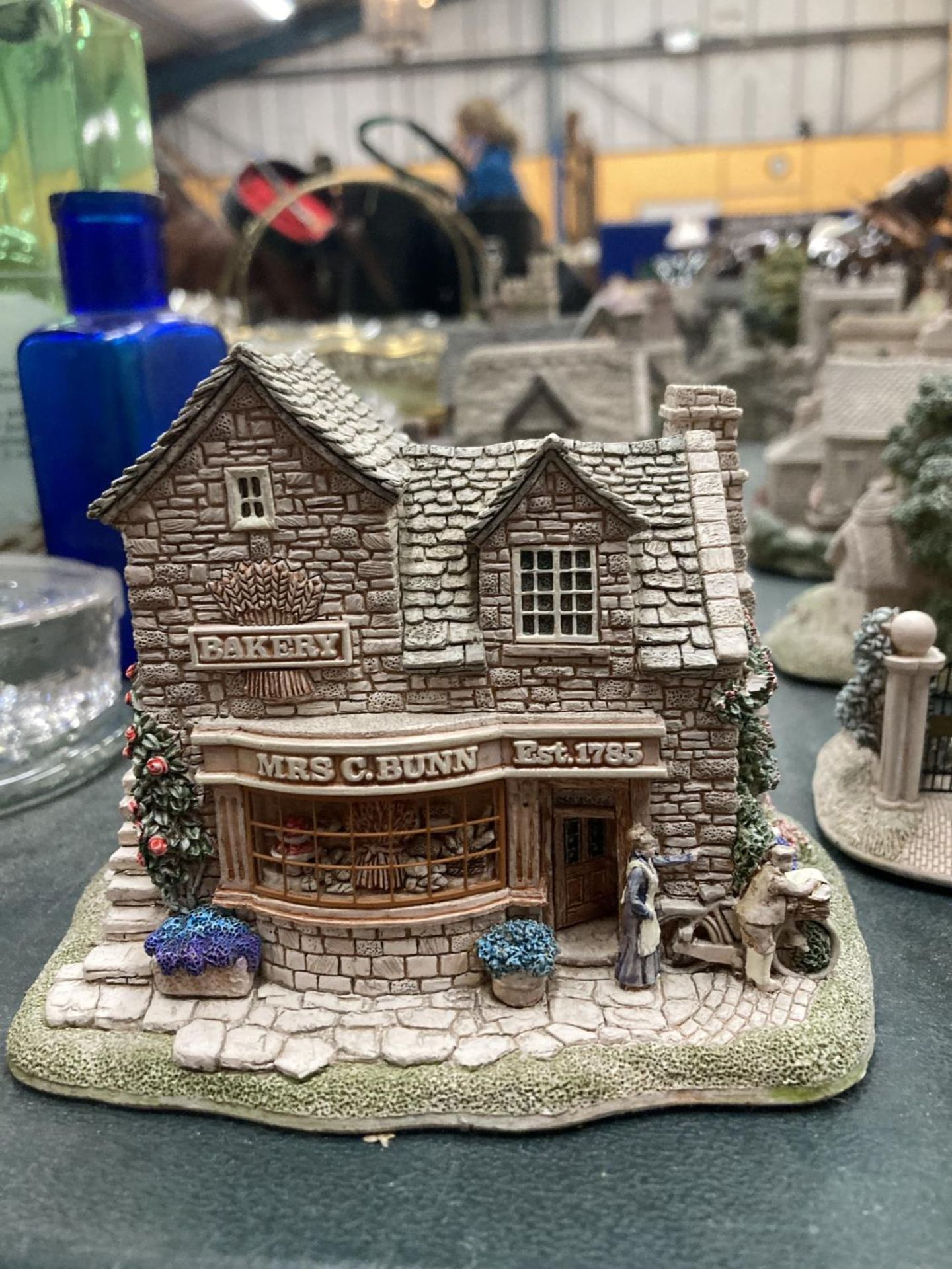 A QUANTITY OF LILLIPUT LANE COTTAGES - 11 IN TOTAL - Bild 2 aus 4