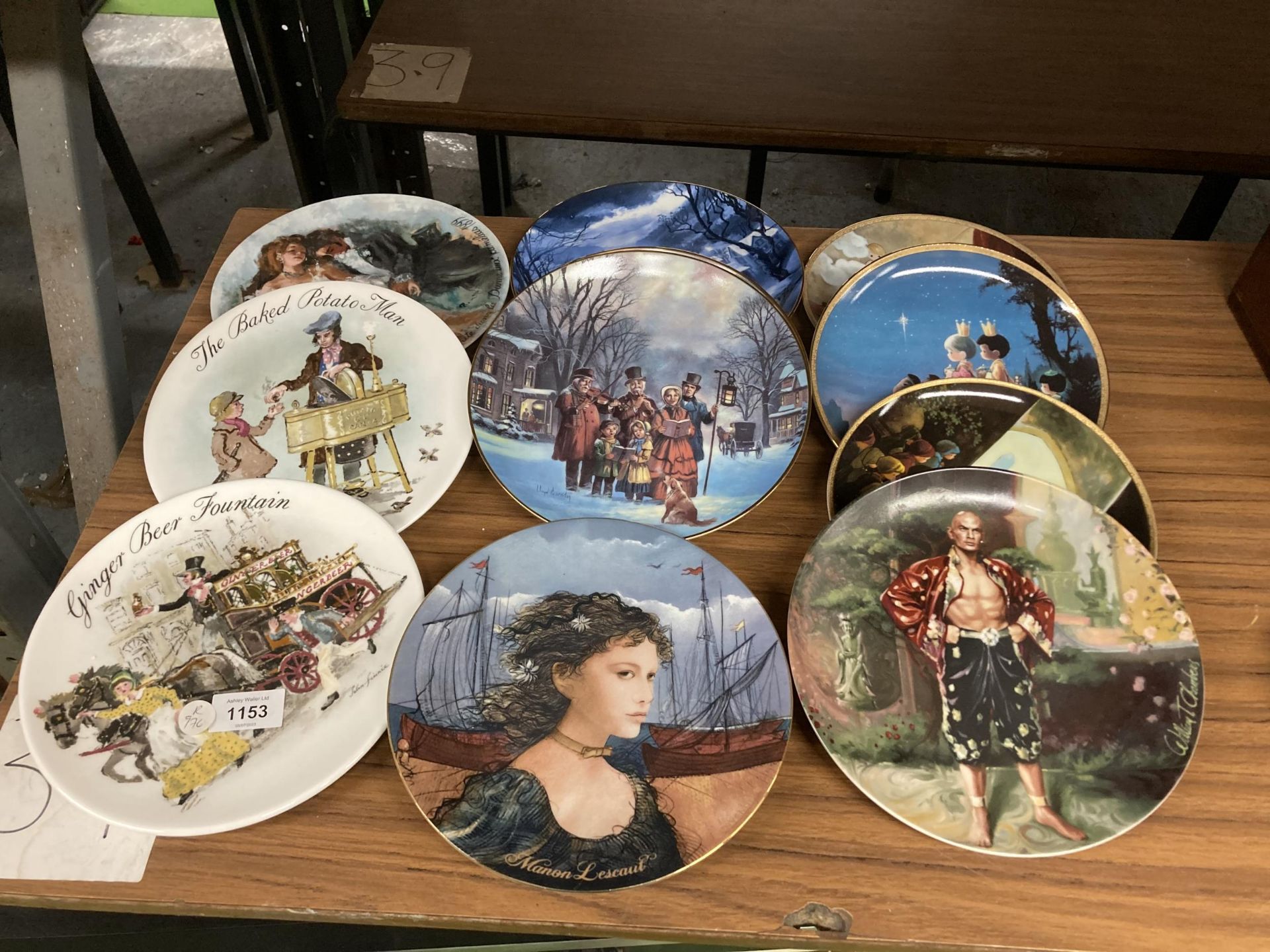 A COLLECTION OF CABINET PLATES