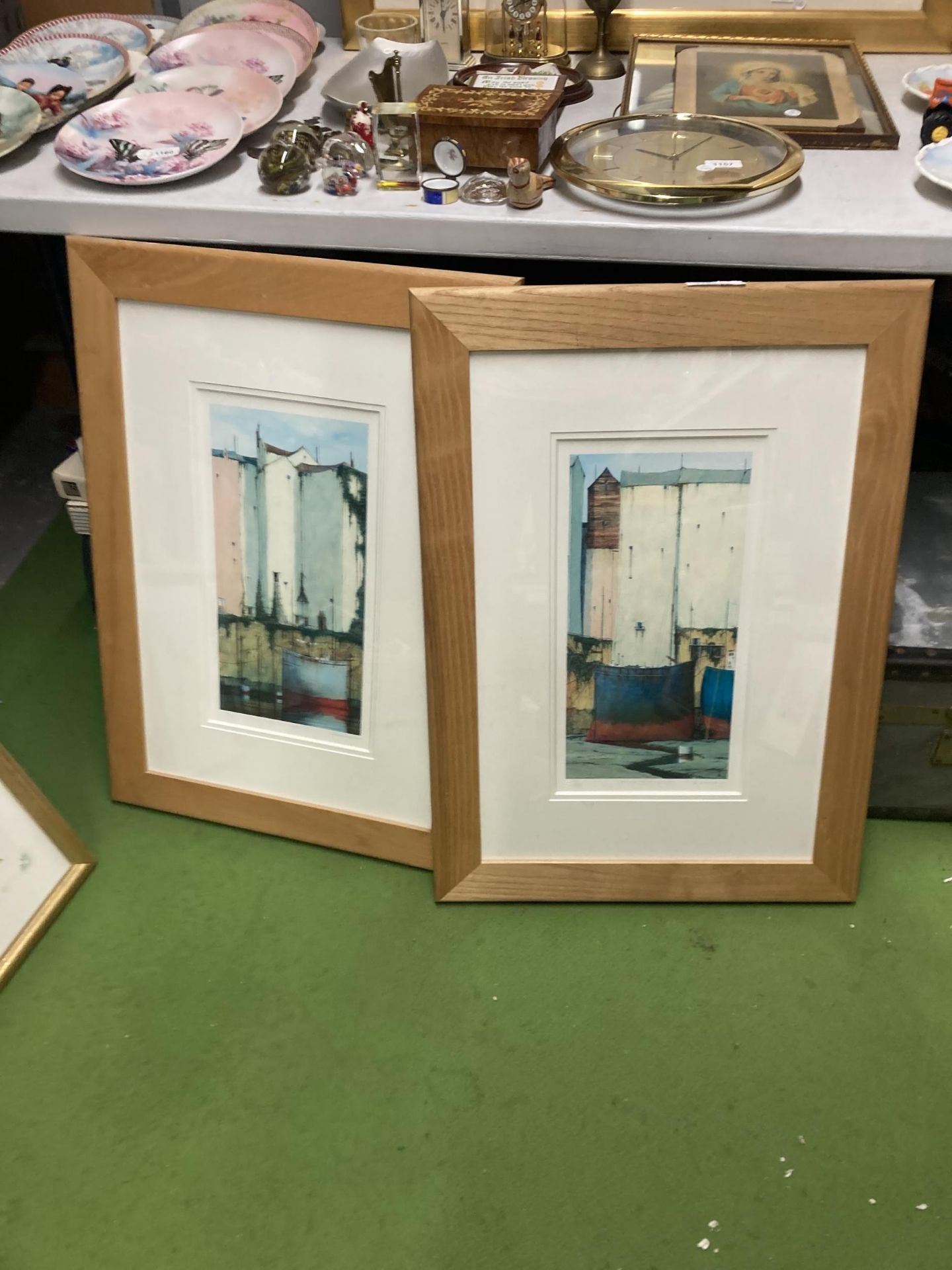A PAIR OF PENCIL SIGNED LIMITED EDITION HARBOUR SCENE FRAMED PRINTS
