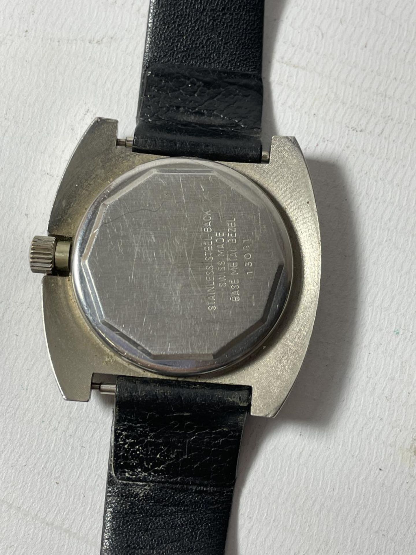 A VINTAGE GENTS 1970'S BULER SUPER-NOVA WRISTWATCH - Image 3 of 3