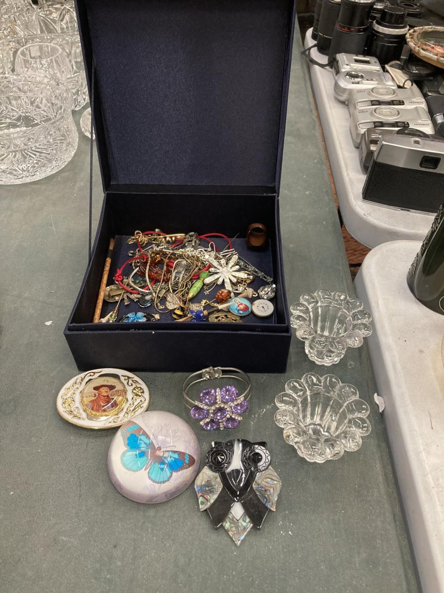 A GROUP OF COSTUME JEWELLERY, BUTTERFLY PAPERWEIGHT ETC