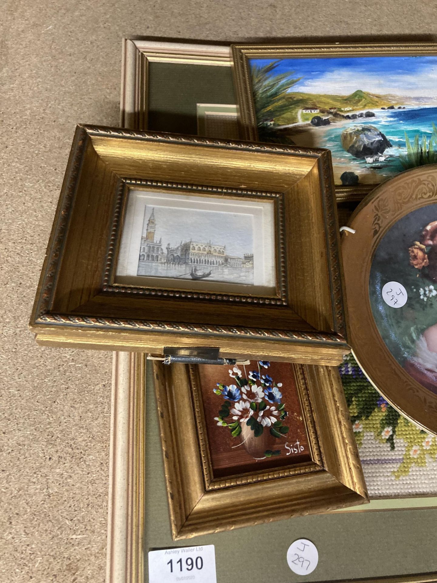 A FRAMED CROSS STITCH TAPESTRY, SMALL GILT FRAMED PRINTS AND A CABINET PLATE - Image 2 of 3