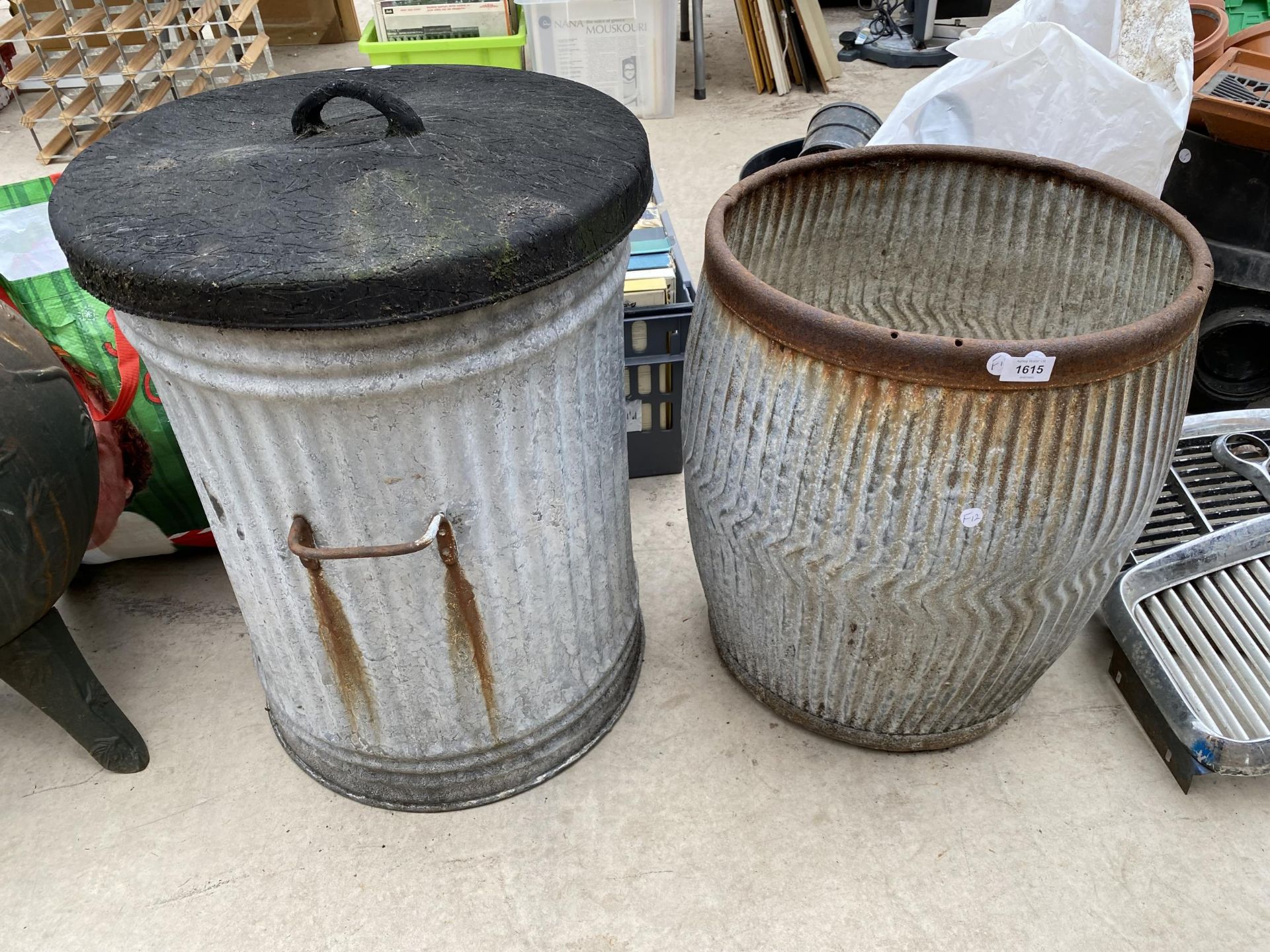 A VINTAGE DOLLY TUB AND A GALVANISED DUST BIN