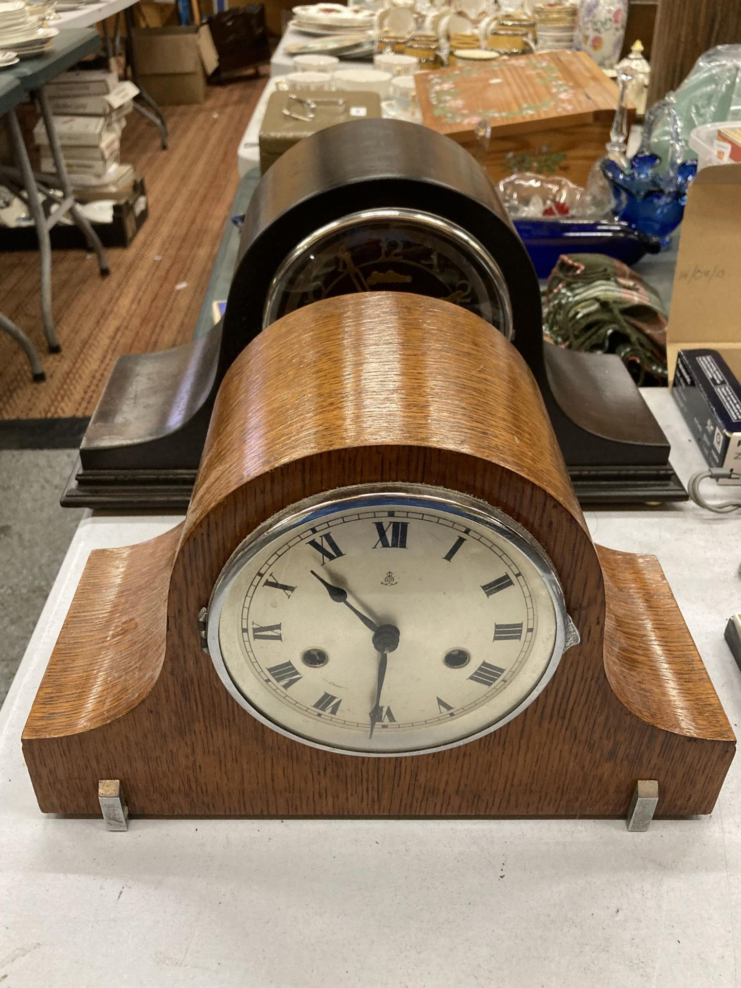 TWO VINTAGE MANTLE CLOCKS TO INCLUDE A BENTIMA, BOTH WITH PENDULUMS
