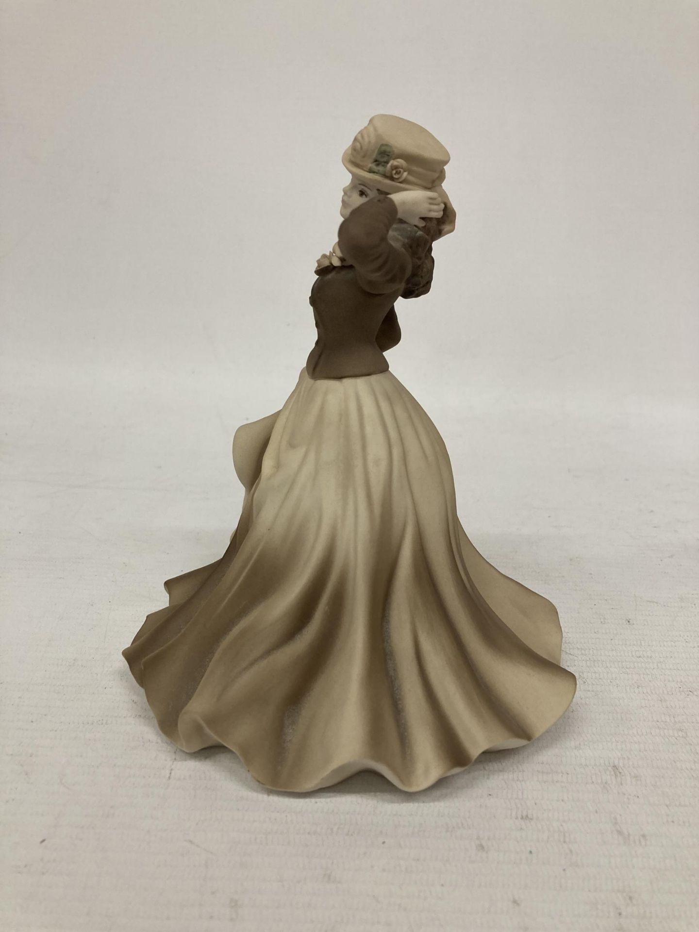 A COALPORT BEAU MONDE FIGURINE "MEG" WITH A MATT FINISH - Image 4 of 5