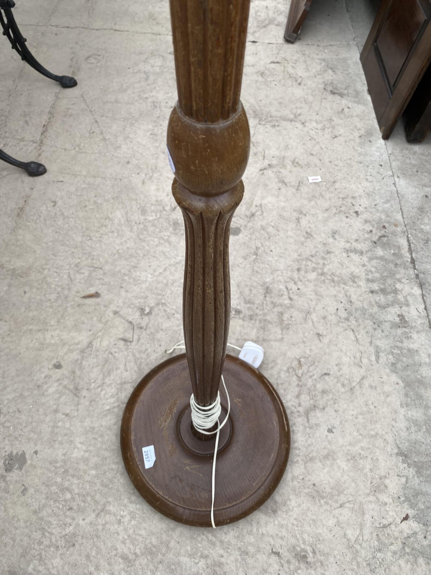 A STANDARD LAMP ON TURNED AND FLUTED COLUMN - Image 2 of 2