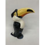 A VERY LARGE CERAMIC TOUCAN VASE 36CM HIGH