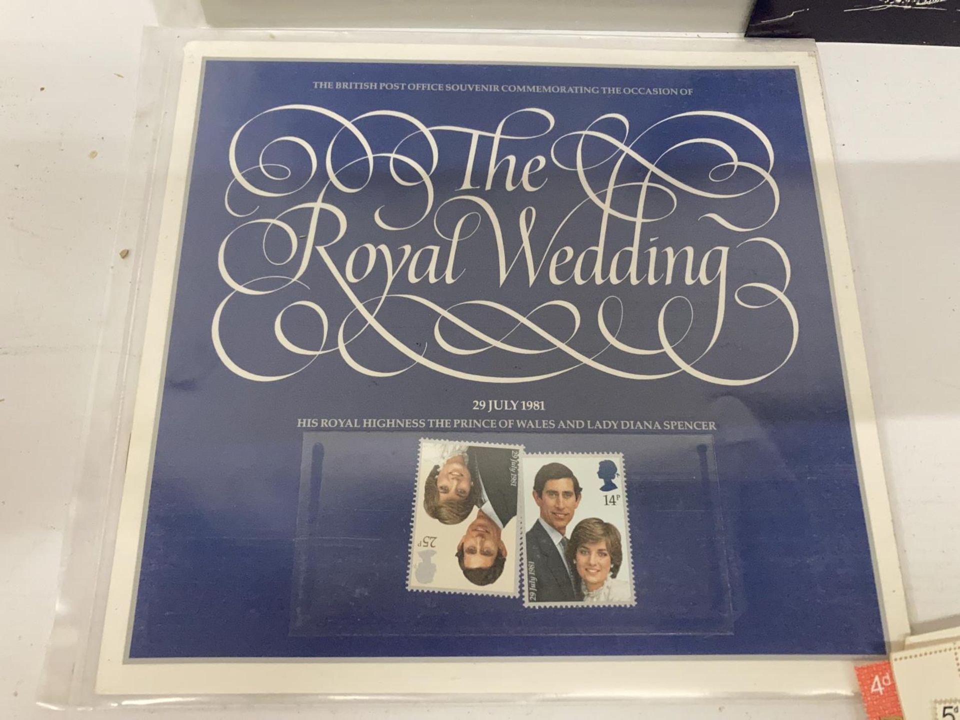 A MIXED LOT OF STAMPS TO INCLUDE THE ROYAL WEDDING SOUVENIR FOLDER, ANNIVERSARY OF THE CORONATION - Image 6 of 8