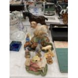 A QUANTITY OF ANIMAL FIGURES TO INCLUDE MELBA WARE SHIRE HORSE AND BULLDOG, COWS, PIGS, FOXES,