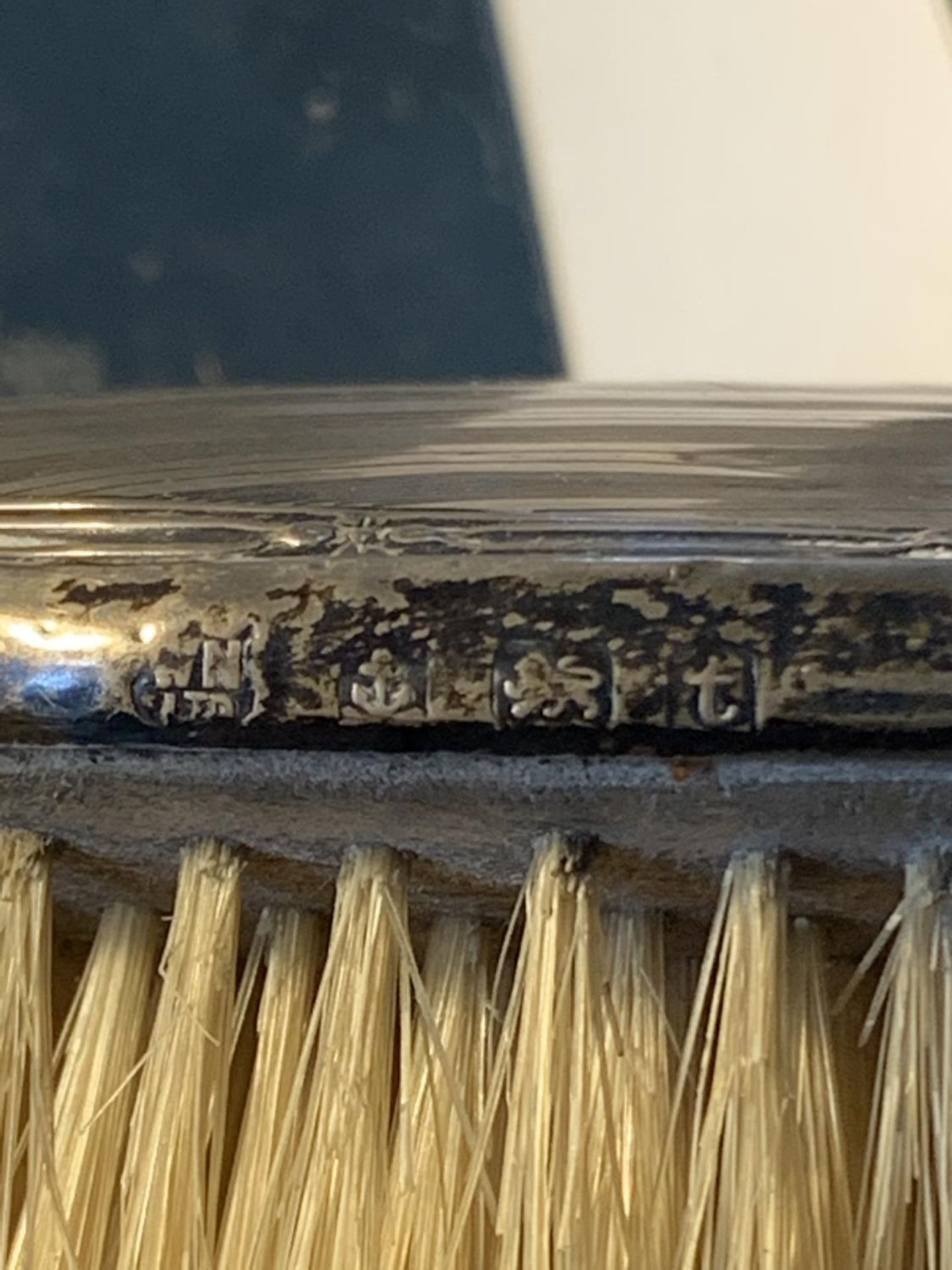 THRE SILVER ITEMS TO INCLUDE A HALLMARKED SHEFFIELD SILVER HANDLED CAKE SLICE, A HALLMARKED - Image 4 of 4