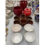 A GROUP OF POTTERY ITEMS TO INCLUDE RED TEAPOT, TREACLE GLAZE POTS ETC