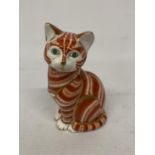 A ROYAL CROWN DERBY SITTING GINGER CAT (SECOND)