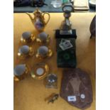 A MIXED LOT TO INCLUDE A GOLD COLOURED COFFEE POT WITH CUPS AND SAUCERS, AN INKWELL, SHIP MMODEL,