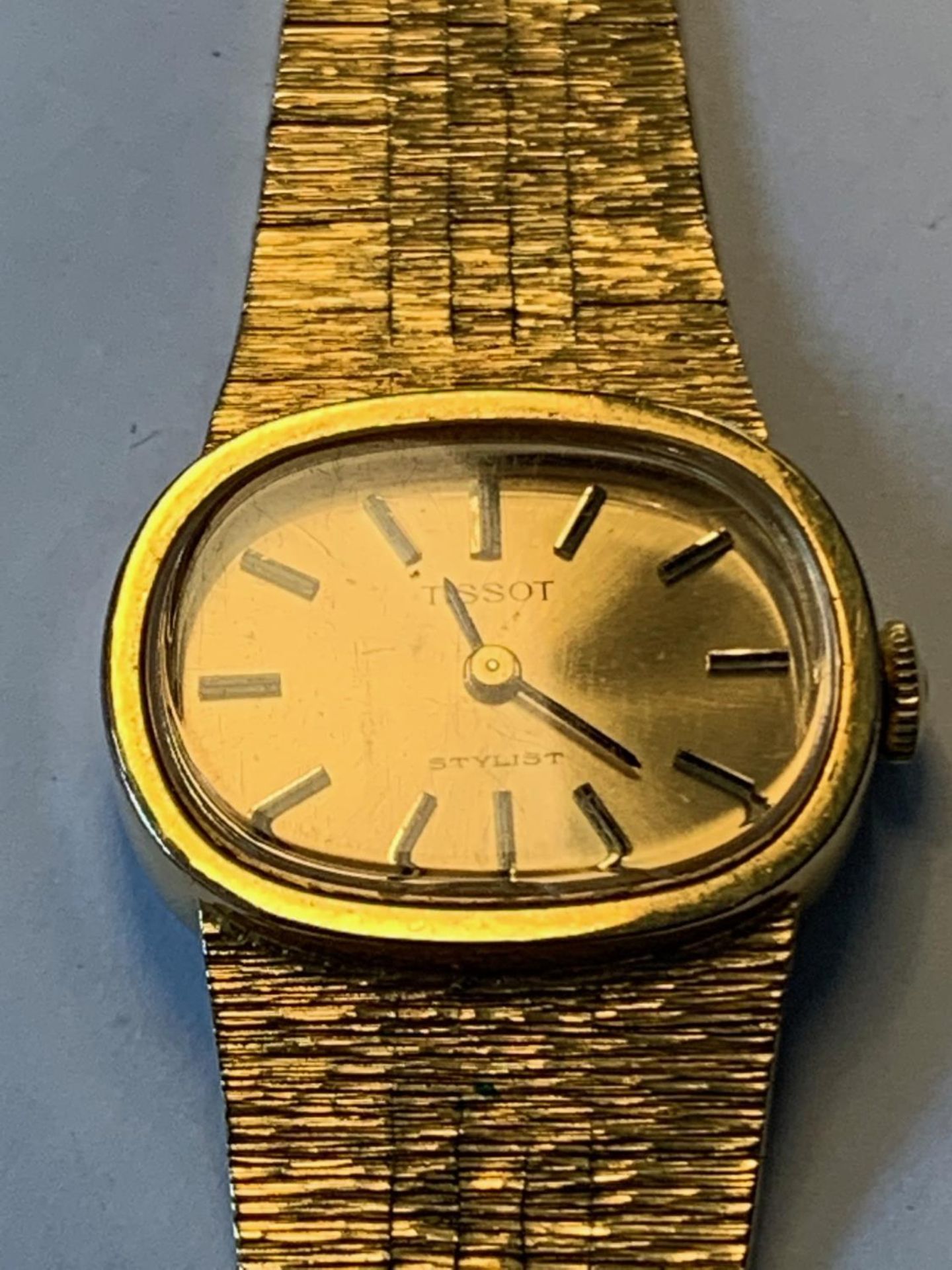 A TISSOT WRISTWATCH WITH YELLOW METAL STRAP - Image 2 of 3