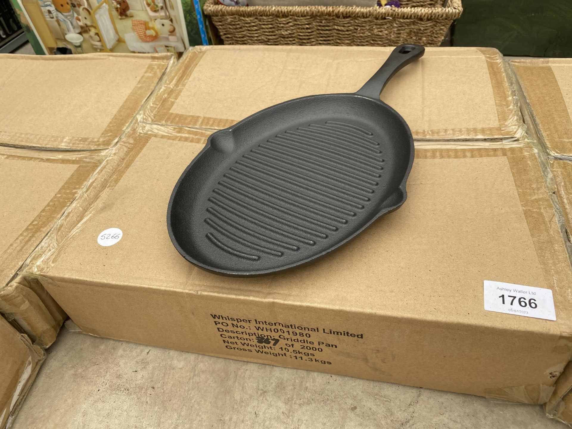 APPROXIMATELY TEN AS NEW AND BOXED CAST IRON SKILLET PANS