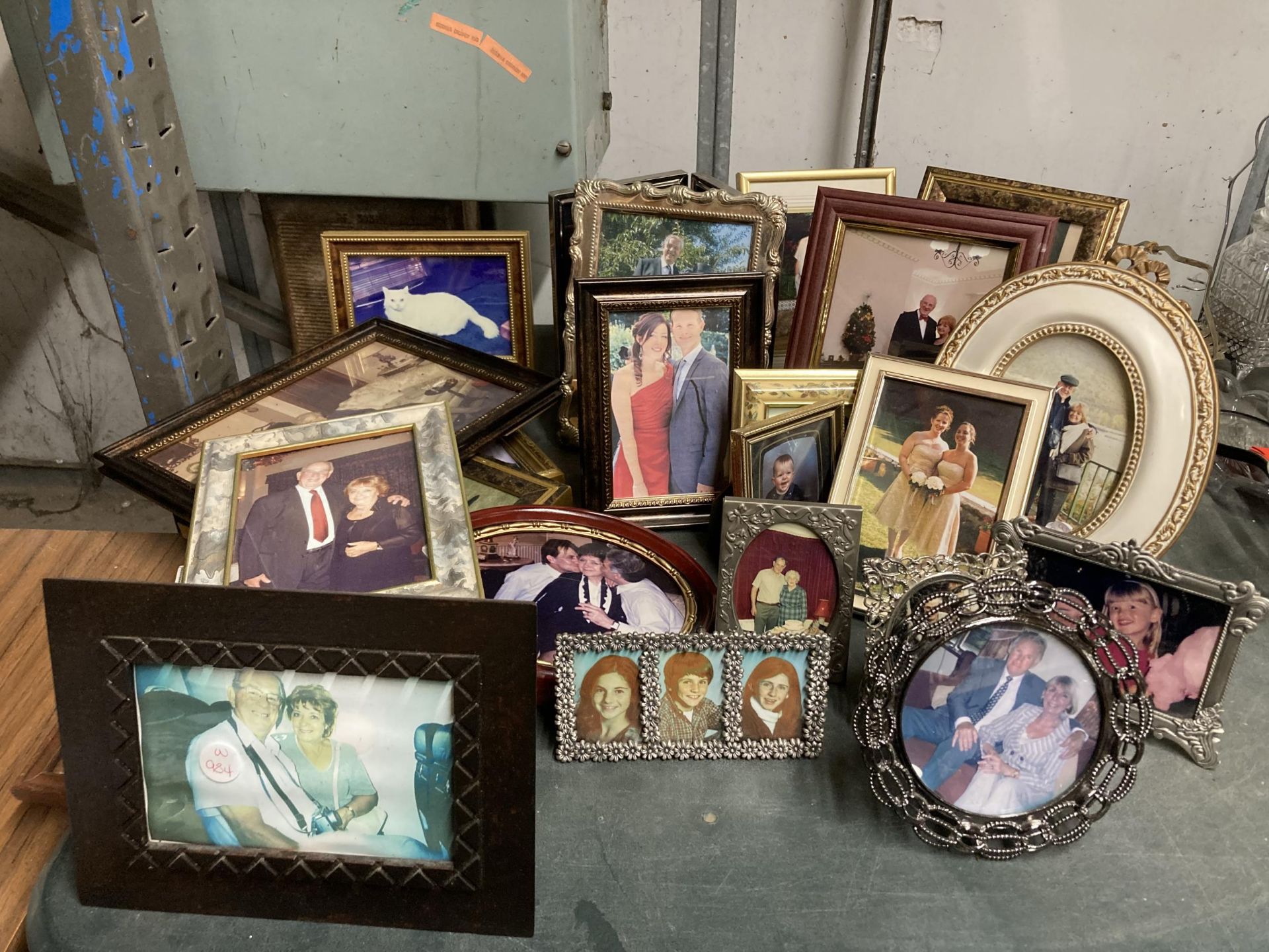 A COLLECTION OF MODERN PHOTO FRAMES