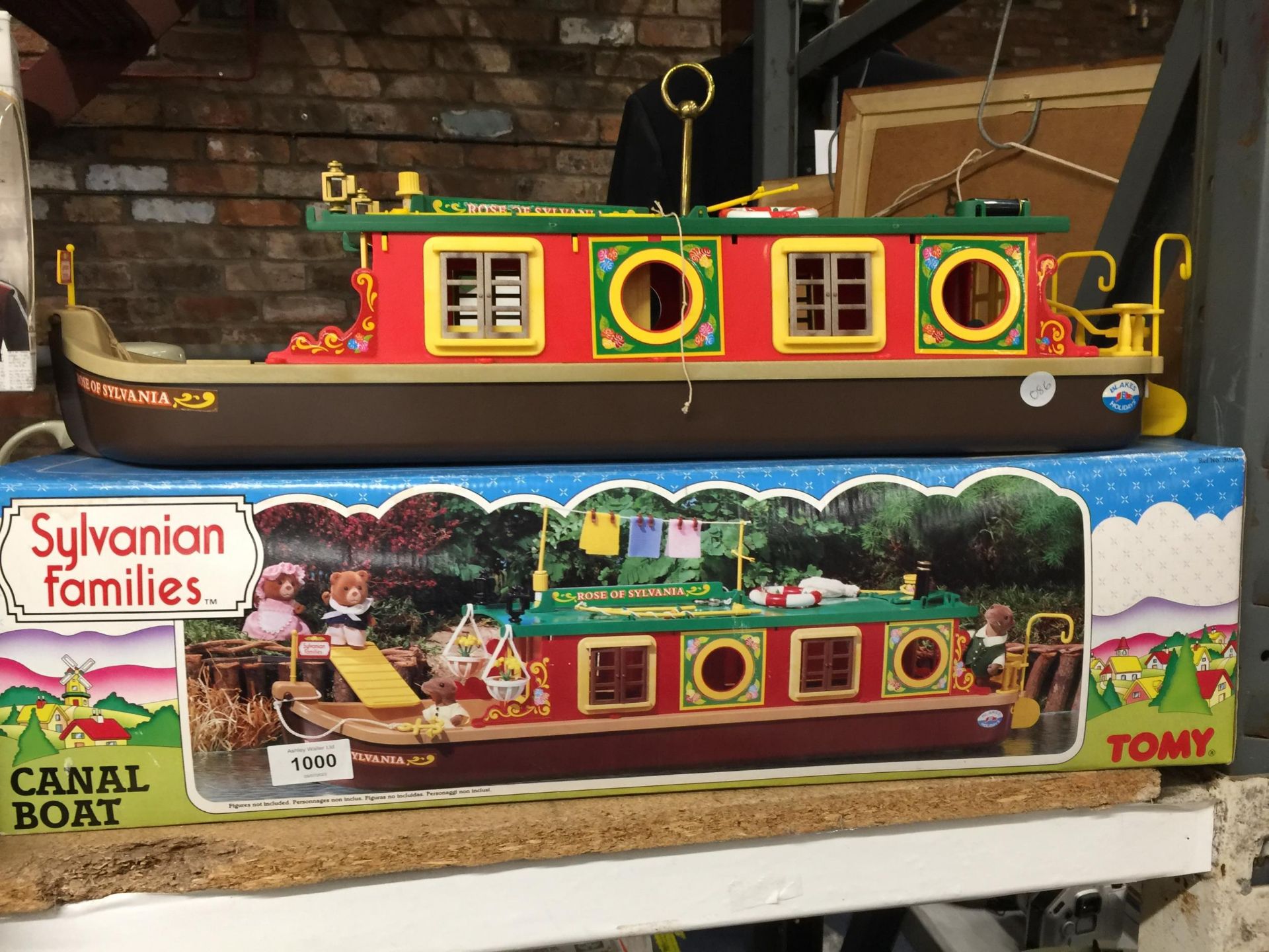 A SYLVANIAN FAMILIES CANAL BOAT IN BOX, AS NEW HARRY POTTER MYSTERY FLYING SNITCH AND A WARHAMMER - Image 2 of 4