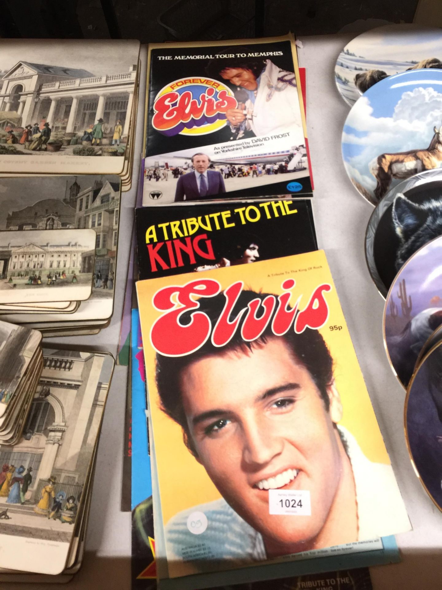 A COLLECTION OF ELVIS PRESELY MAGAZINES