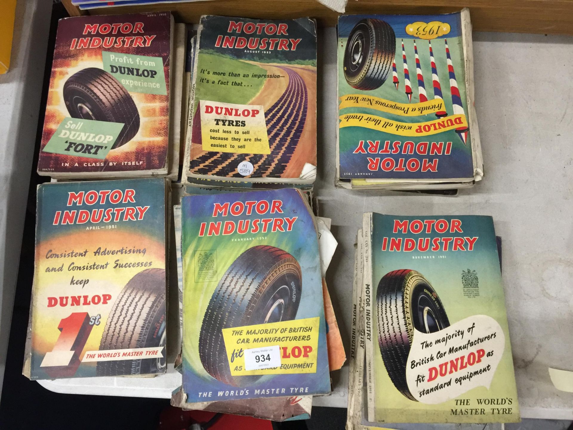 A LARGE QUANTITY OF 1950'S MOTOR INDUSTRY MAGAZINES