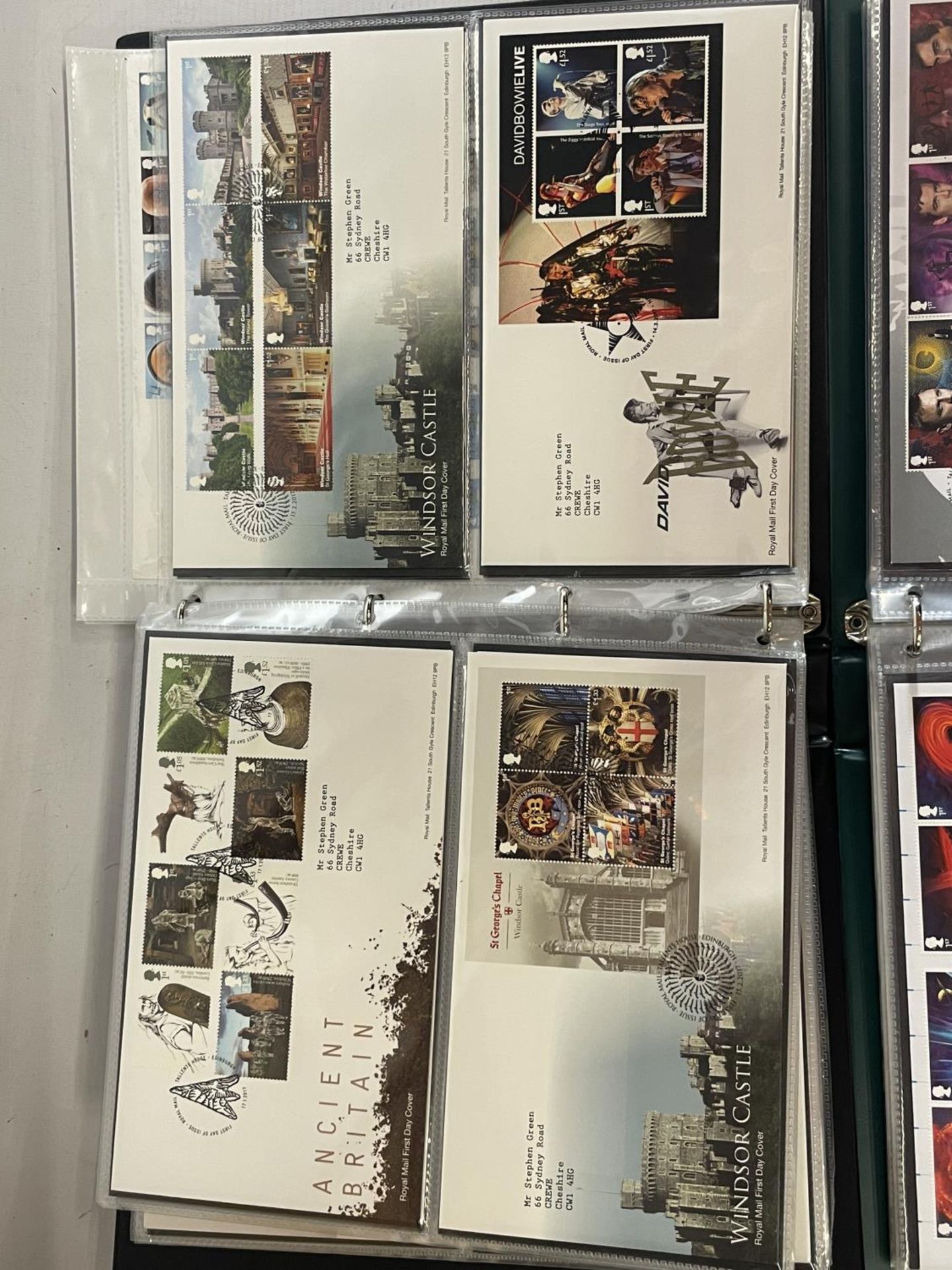 TWO ALBUMS OF ROYAL MAIL FIRST DAY ISSUES TO INCLUDE ROYALTY, HARRY POTTER, JAMES BOND, D-DAY, ETC - Bild 3 aus 3