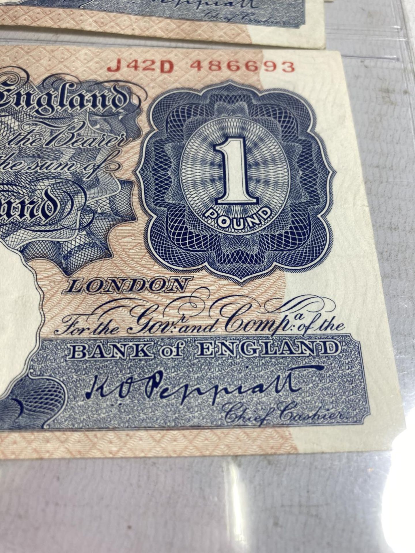 THREE BANK OF ENGLAND ONE POUND NOTES SIGNED PEPPIATT (1934-1949) - Image 3 of 8