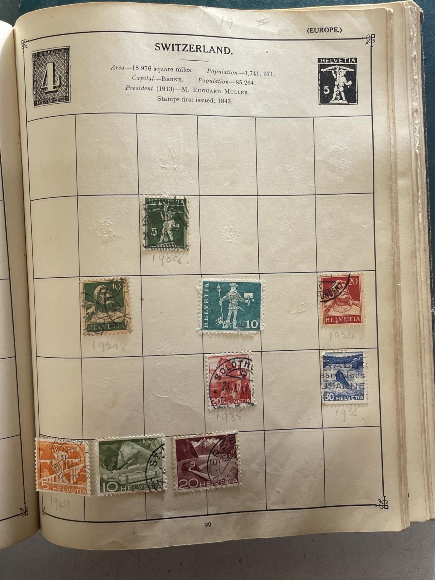 A COLLECTION OF VINTAGE STAMP ALBUMS CONTAINING WORLD STAMPS - 6 IN TOTAL, PLUS A QUANTITY OF - Image 4 of 6