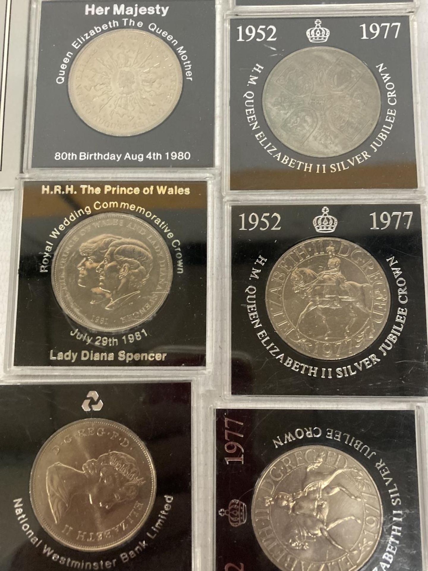 A SELECTION OF 18 MODERN CROWNS PLUS 1 X ’51 AND 2 X ’53 . ALSO INCLUDED THE 2013 , BOXED WITH COA , - Image 5 of 5