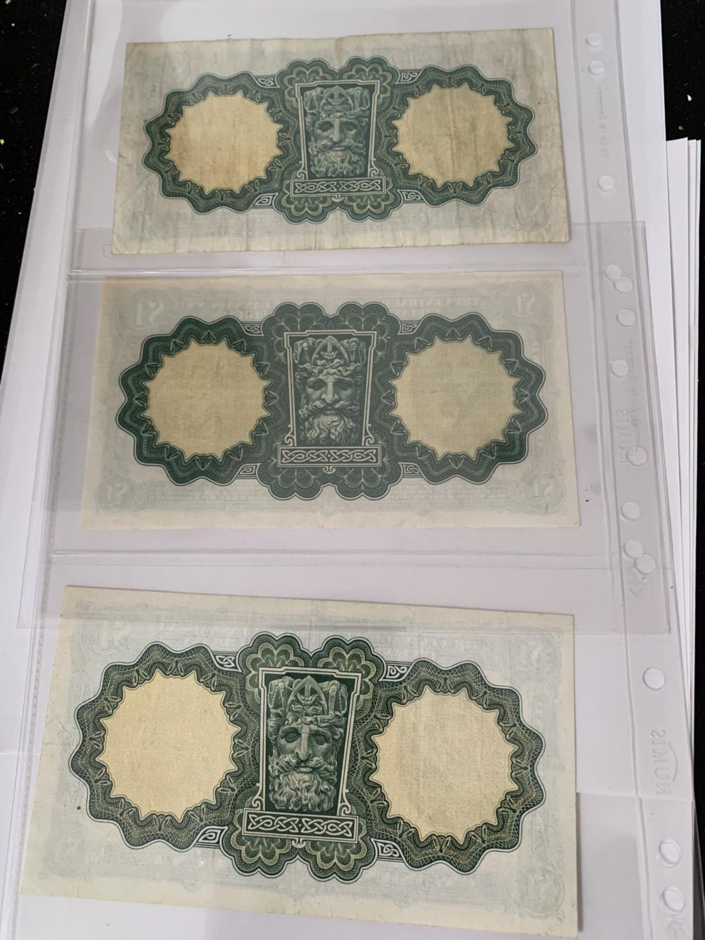 THREE OF THE CENTRAL BANK OF IRELAND ONE POUND NOTES - Image 5 of 5