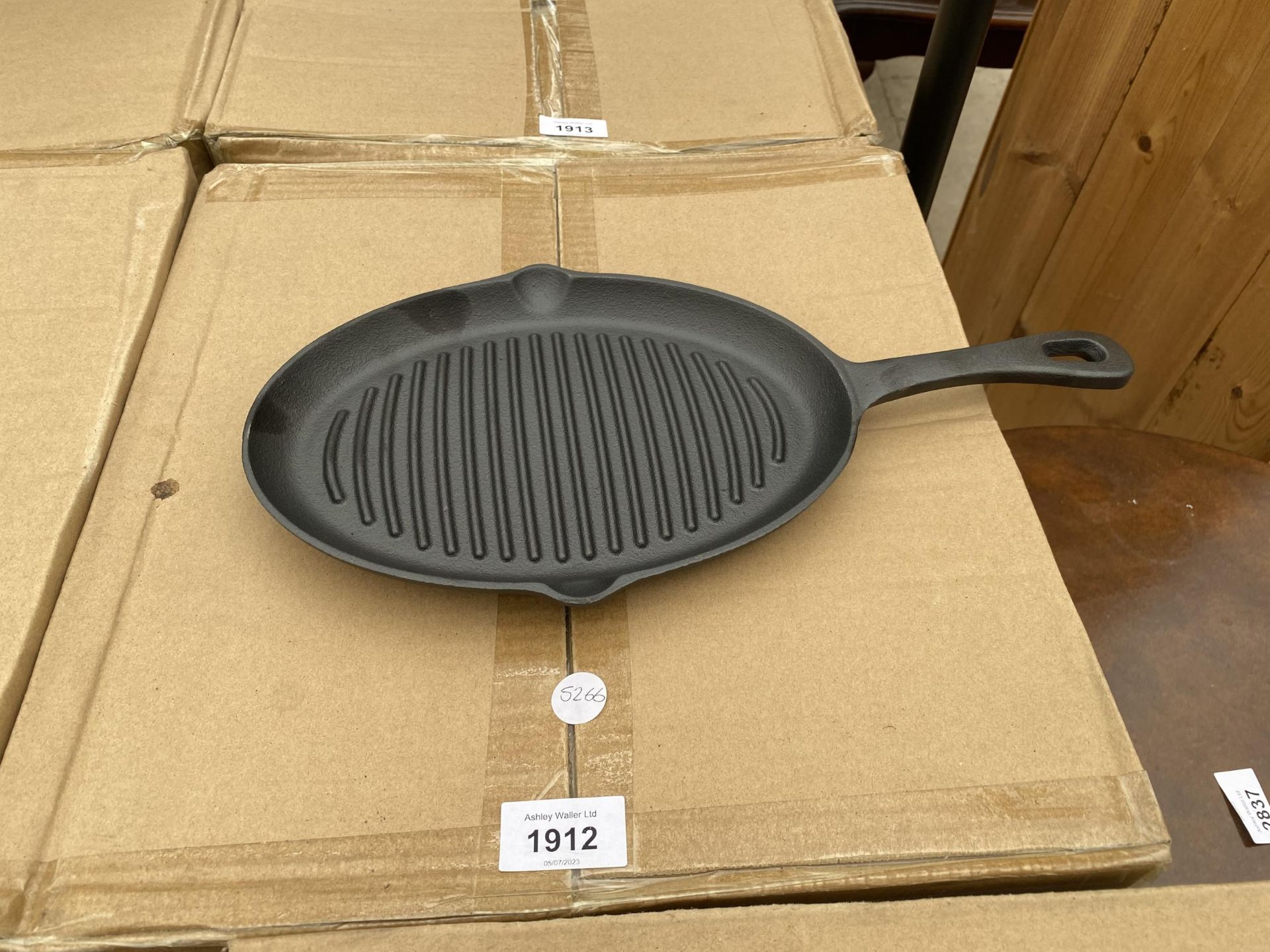 APPROXIMATELY TEN AS NEW AND BOXED CAST IRON SKILLET PANS