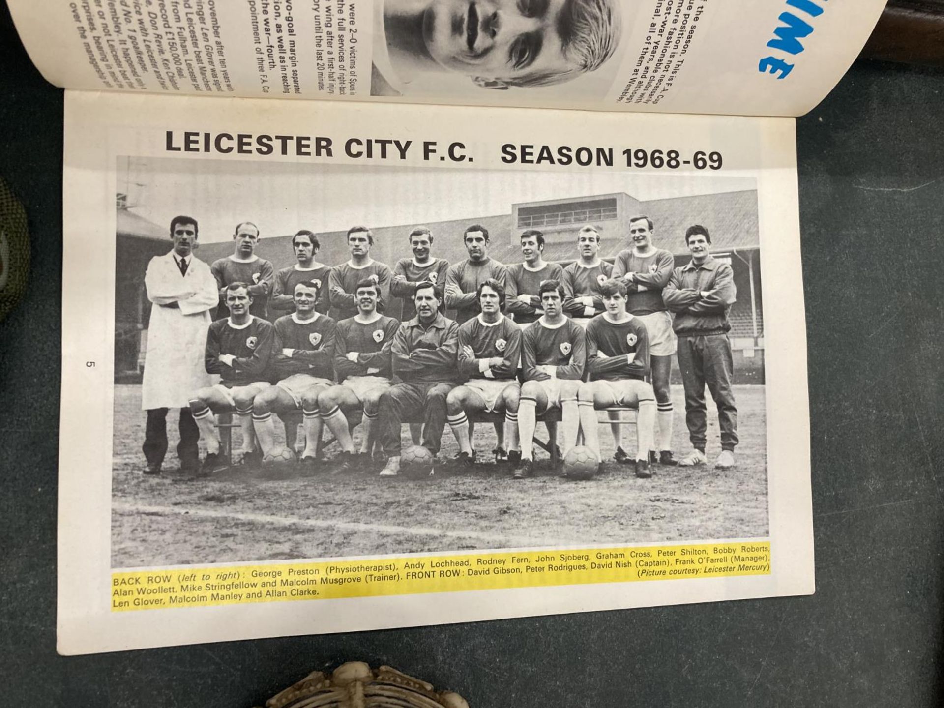 A MANCHESTER CITY CUP WINNERS CUP 1969 FINAL PROGRAMME - CITYS FIRST EUROPEAN TROPHY - Image 3 of 3
