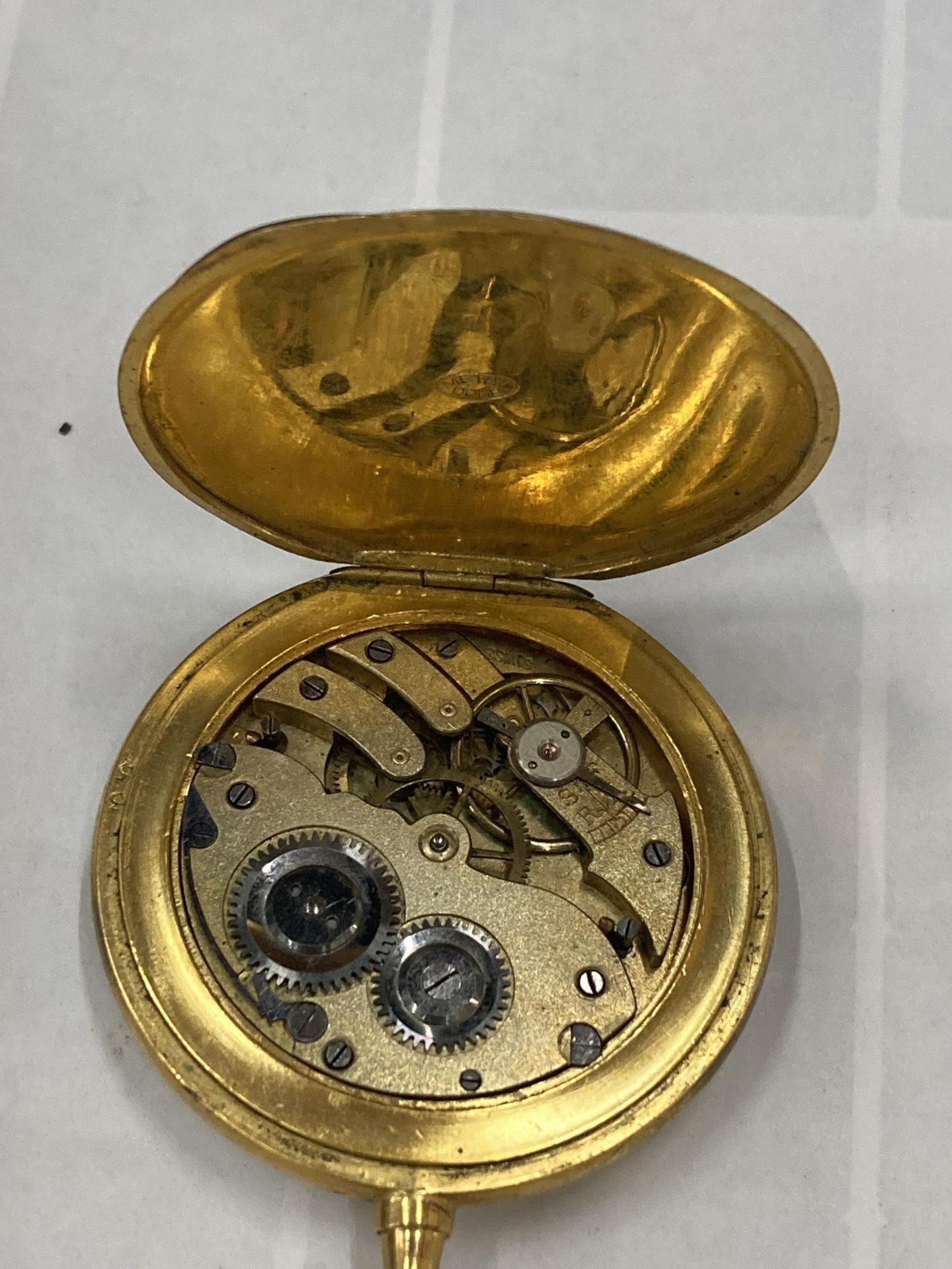 A VINTAGE LORD OPEN FACED POCKET WATCH - Image 3 of 3