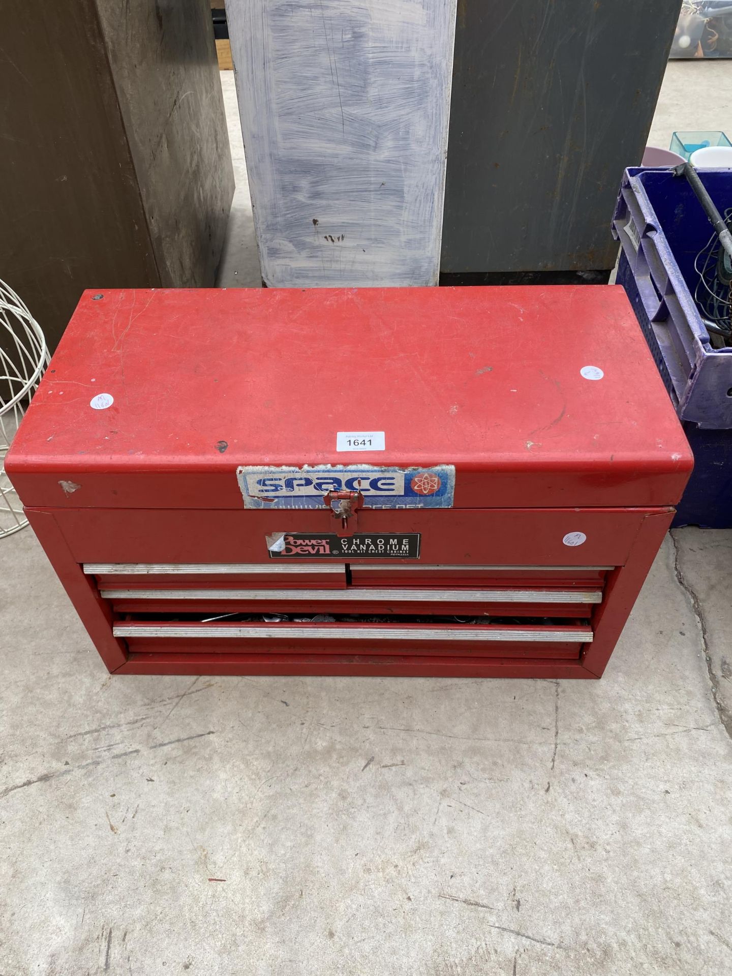 A POWER DEVIL FOUR DRAWER TOOL CHEST CONTAING SPANNERS AND SOCKETS ETC