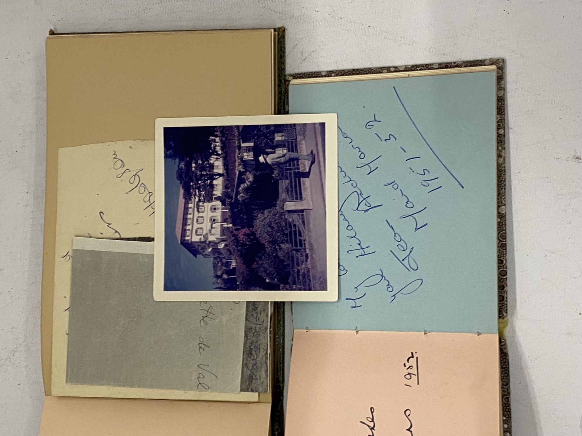 A 1940'S HAND SIGNED AUTOGRAPH BOOK OF ACTORS AND MUSICIANS, OBTAINED BY A BBC FILM MAKER, TO - Image 4 of 4