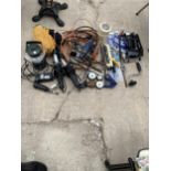 AN ASSORTMENT OF ITEMS TO INCLUDE WORK LIGHTS, A GAS PIPE AND A FOOT PUMP ETC