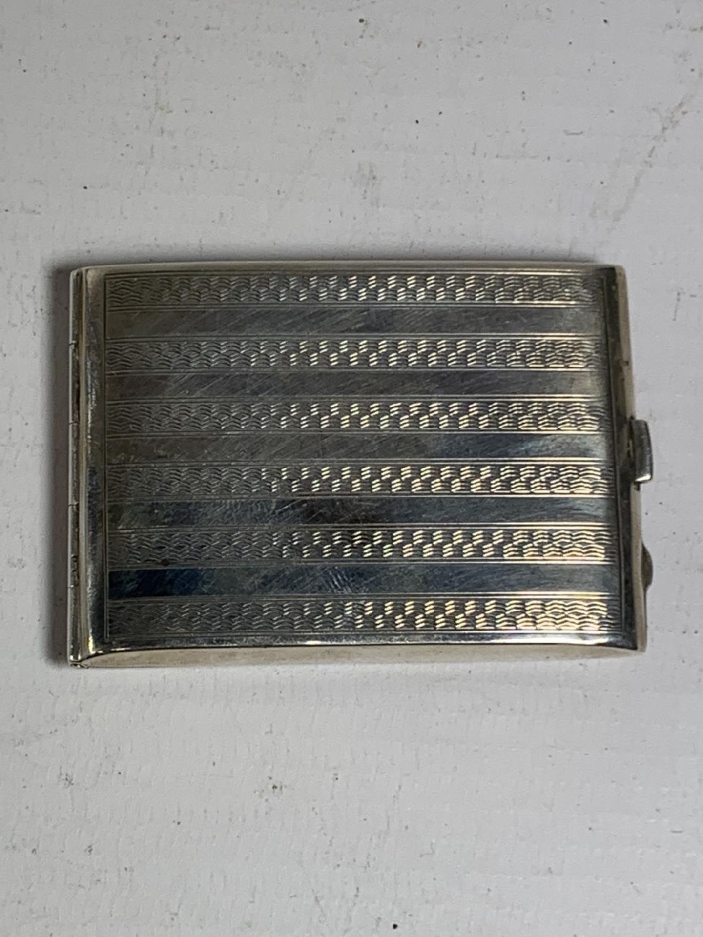 A HALLMARKED BIRMINGHAM SILVER MATCH CASE GROSS WEIGHT 40 GRAMS - Image 2 of 4