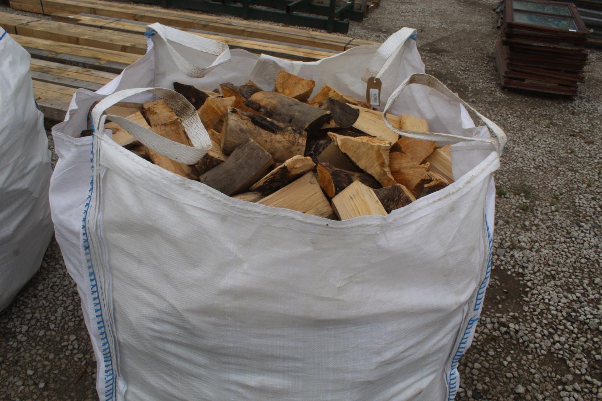 TOTE OF LOGS NO VAT