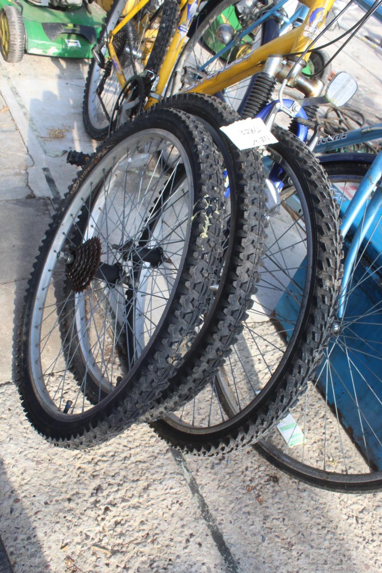 TWO BICYCLES PLUS SPARE WHEELS WITH NEW TYRES NO VAT - Image 4 of 4